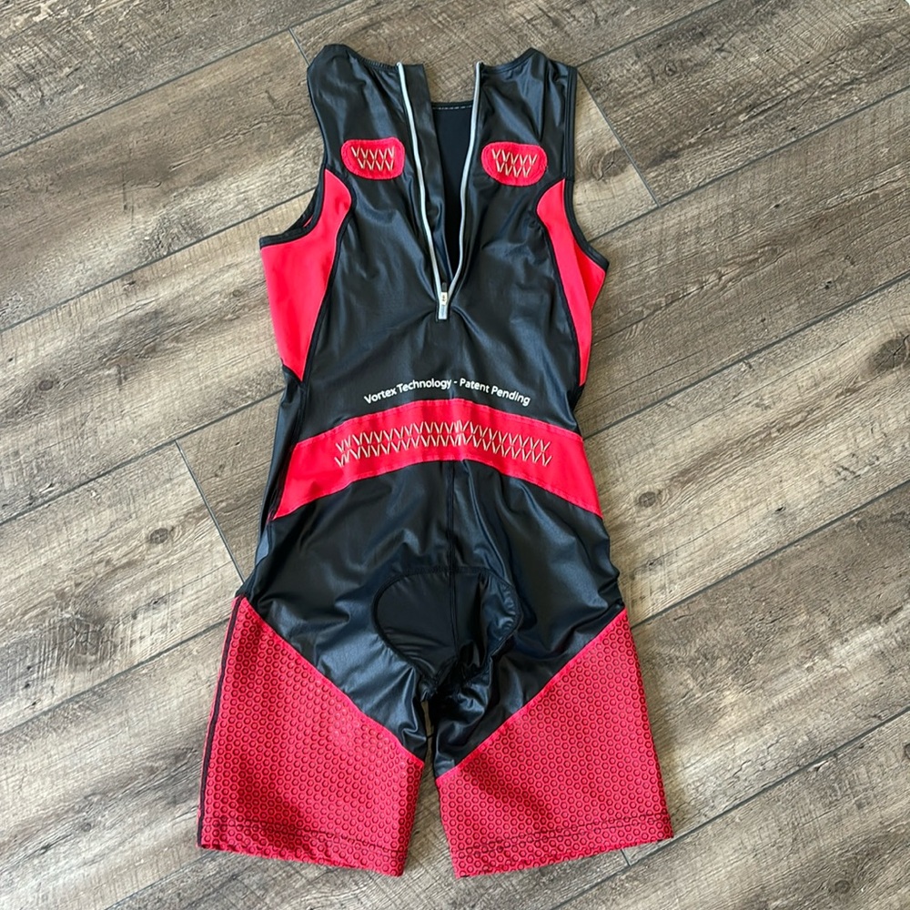 Men’s small racing triathlon suit
